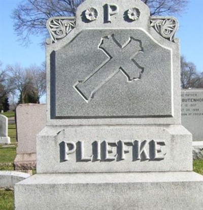 Mathilde Pliefke on Sysoon