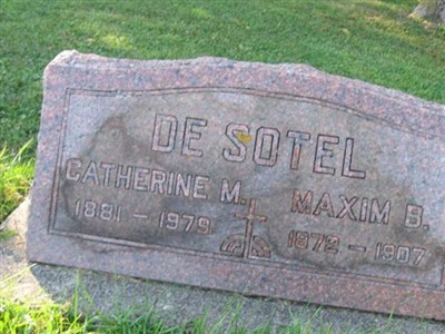 Maxim B. DeSotel on Sysoon