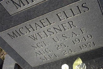 Michael Ellis Weisner on Sysoon