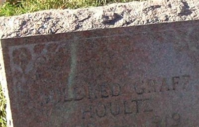 Mildred Graff Houltz on Sysoon