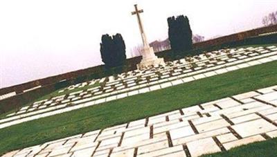 Mill Road Cemetery, Thiepval on Sysoon