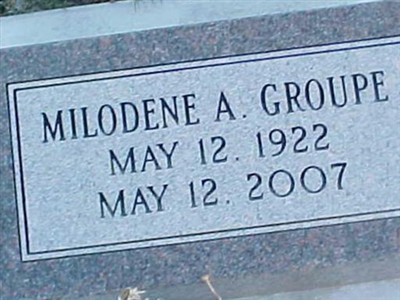 Milodene A. Groupe on Sysoon