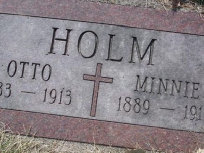 Minnie Holm on Sysoon