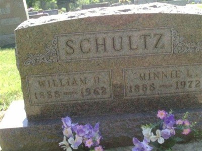 Minnie L. Schultz on Sysoon