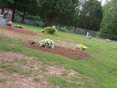 Kaley Hill Missionary Baptist Church Cemetery on Sysoon