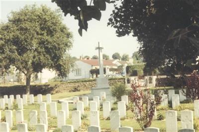 Moreuil Communal Cemetery Allied Extension on Sysoon
