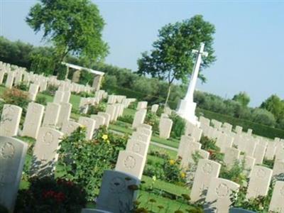 Moro River Canadian War Cemetery on Sysoon