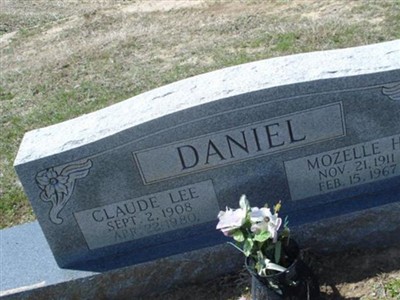 Mozelle Huffaker Daniel on Sysoon