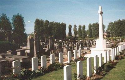 Nieuwpoort Communal Cemetery on Sysoon