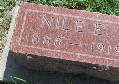 Nile E. Hight on Sysoon