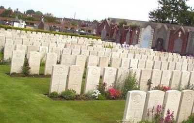 Noeux-les-Mines Communal Cemetery on Sysoon