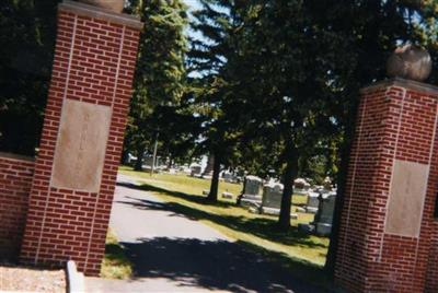 Oak Lawn Cemetery on Sysoon