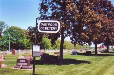 Oak Wood Cemetery on Sysoon