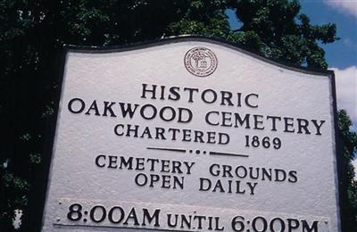 Oakwood Cemetery on Sysoon