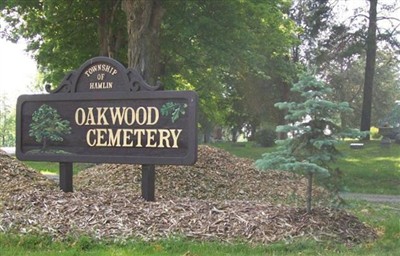 Oakwood Cemetery on Sysoon