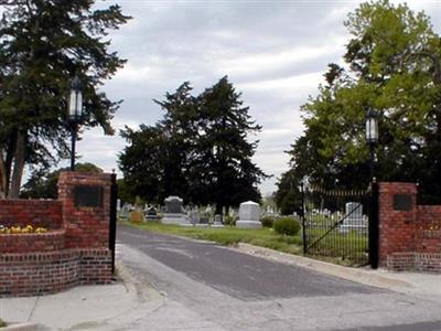Olathe Memorial Cemetery on Sysoon