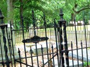 Old Churchyard on Sysoon