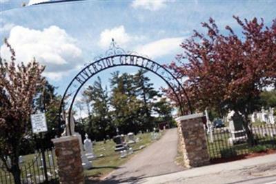 Old Riverside Cemetery on Sysoon