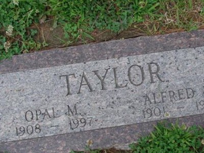 Opal M Taylor on Sysoon