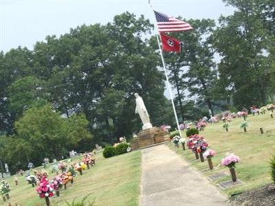 Overton County Memorial Gardens on Sysoon