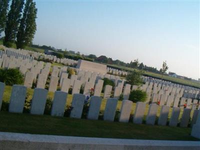 Passchendaele New British Cemetery on Sysoon