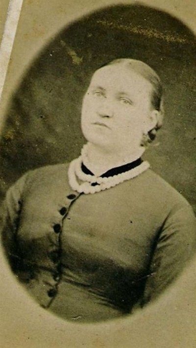 Pauline Ewald Sylvester on Sysoon