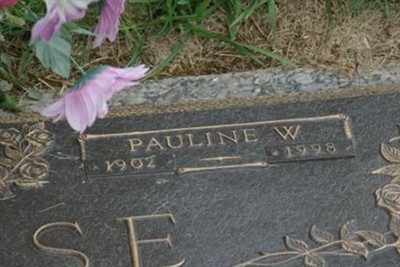 Pauline W Chase on Sysoon