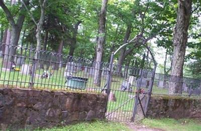 Pequaming Cemetery on Sysoon