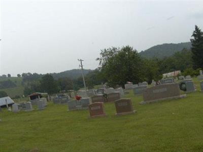 Perry Moyers Memorial Cemetery on Sysoon