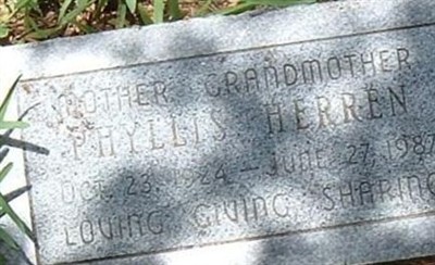 Phyllis Herren on Sysoon