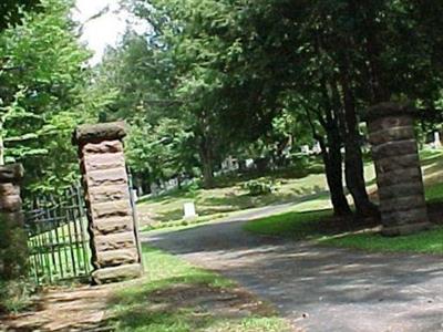 Pine Hill Cemetery on Sysoon