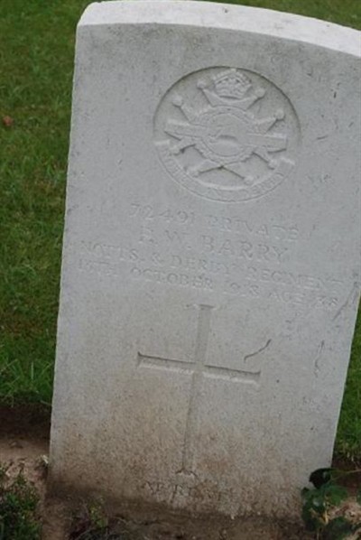 Pvt Frederick William Barry on Sysoon