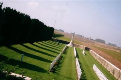 Quatre-Vents Cemetery on Sysoon