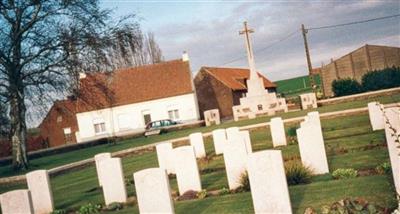 Saint Quentin Cabaret Militiary Cemetery on Sysoon