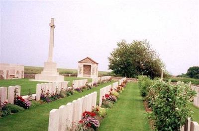 Raperie British Cemetery, Villemontoire on Sysoon