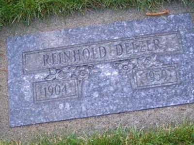 Reinhold Delzer on Sysoon