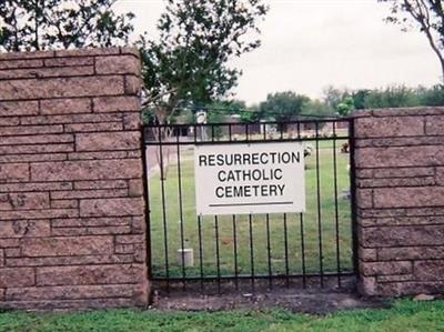 Resurrection Catholic Cemetery on Sysoon