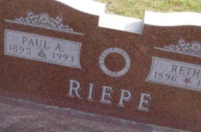 Retha Riepe on Sysoon