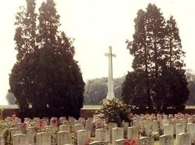 Ribecourt Road Cemetery on Sysoon