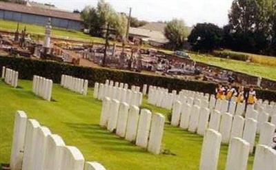 Ribemont Communal Cemetery Extension on Sysoon
