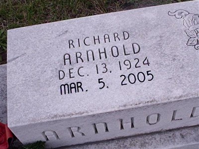 Richard Arnhold on Sysoon
