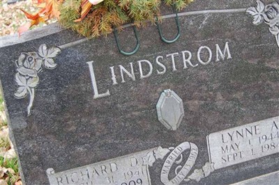Richard D Lindstrom on Sysoon