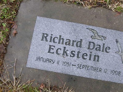 Richard Dale Eckstein on Sysoon
