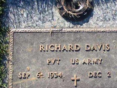 Richard E. Davis on Sysoon