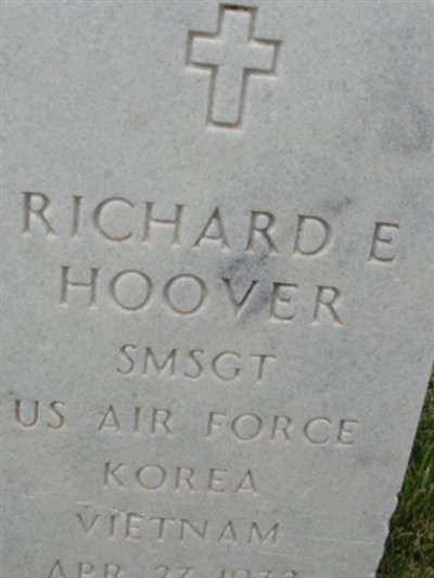 Richard E Hoover on Sysoon
