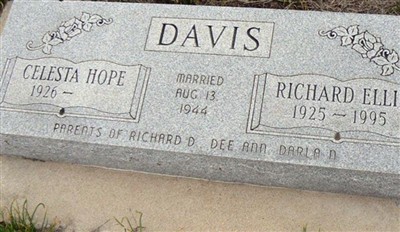 Richard Ellis Davis on Sysoon