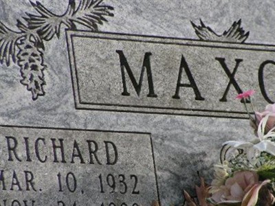 Richard Maxon on Sysoon