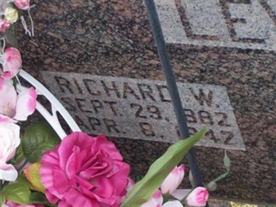 Richard W. Levie on Sysoon