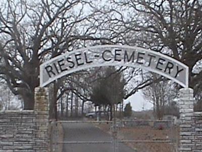 Riesel Cemetery on Sysoon