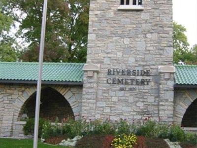 Riverside Cemetery on Sysoon